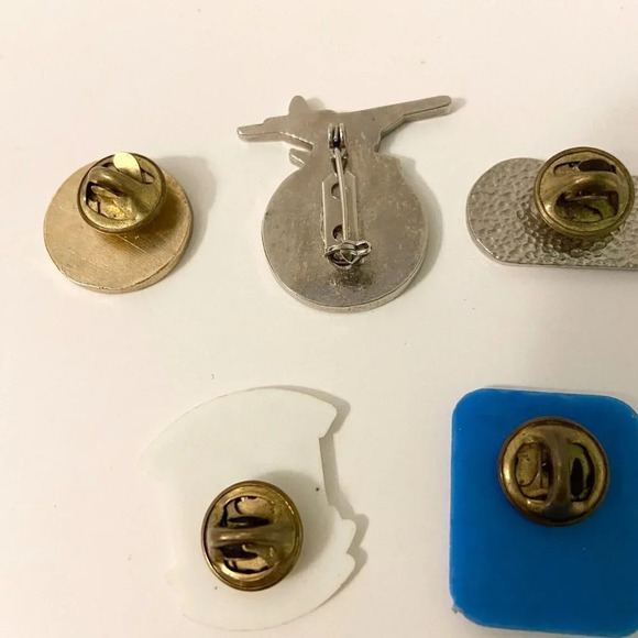 Vintage Lot of 7 Canadian Pins Red Lake Golden North Battleford Fergus - Picture 8 of 8